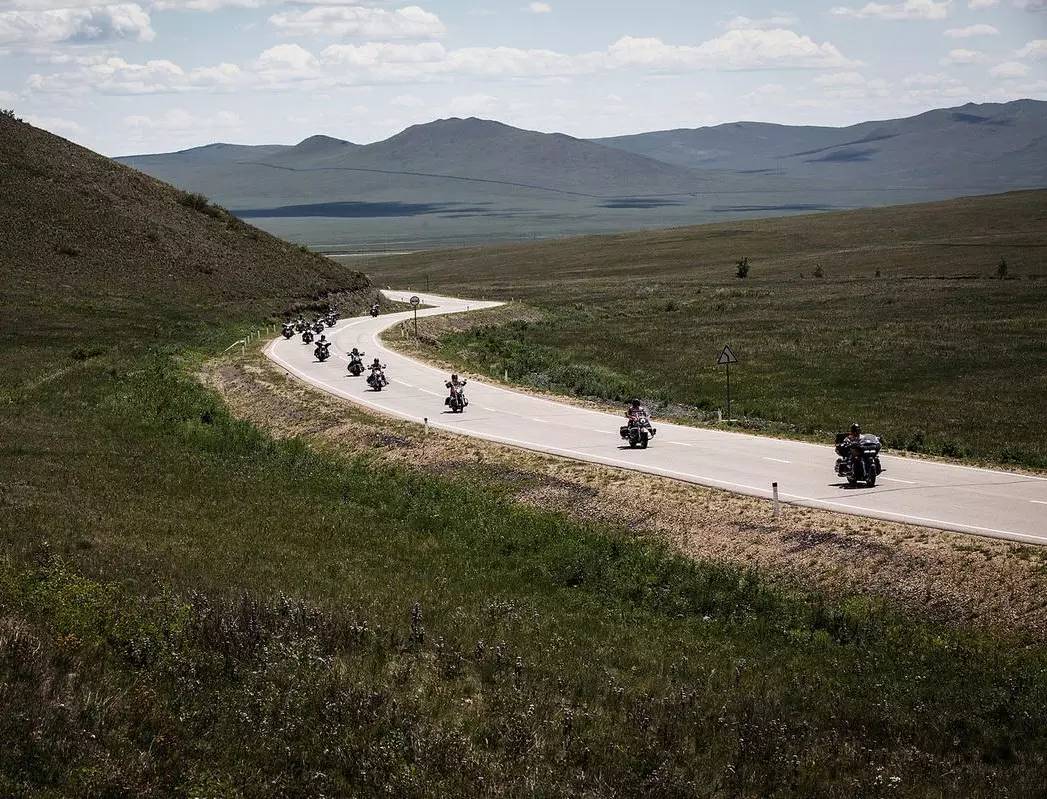 【摩旅故事】16名中国人骑摩托穿越西伯利亚