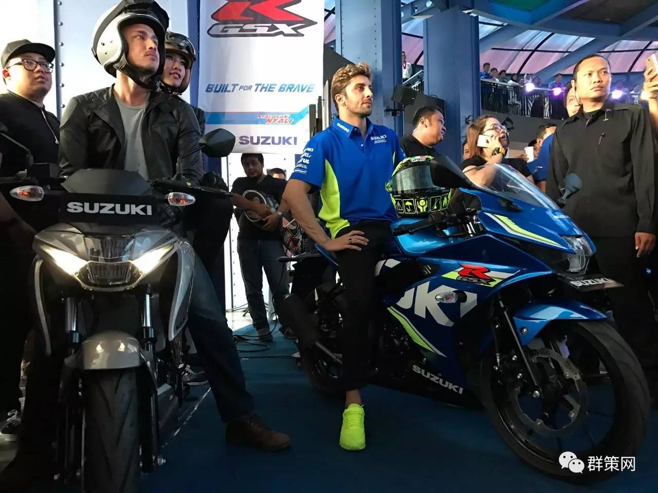                         Suzuki MotoGP 车手出席印尼的新车型发布会