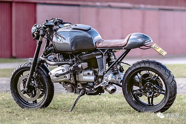                         “野兽版”BMW R1100S Cafe Racer