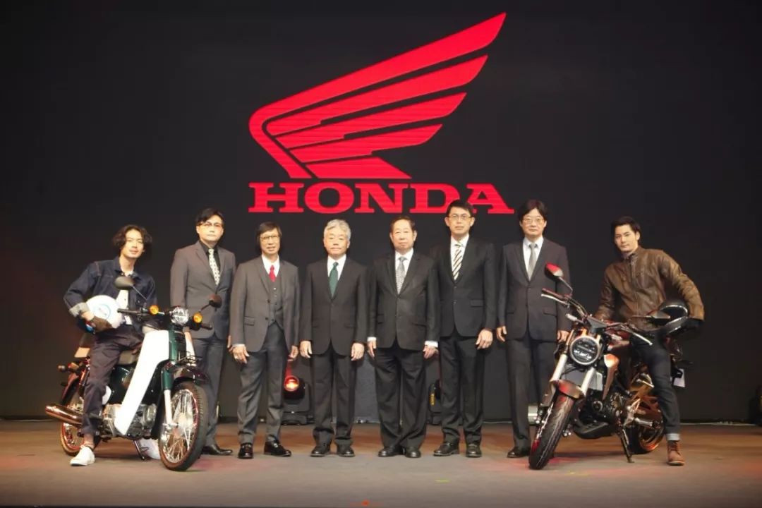                     折合人民币约三万元，Honda CB300R 泰国上市