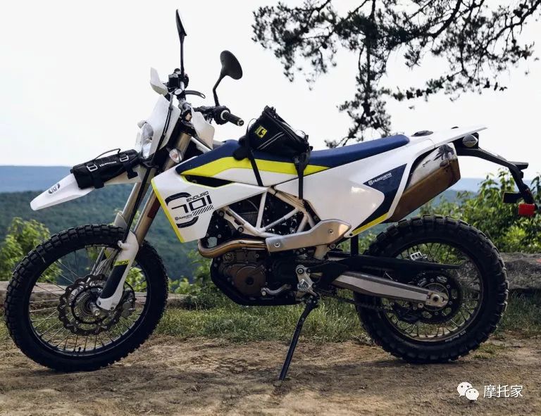 胡思瓦纳Husqvarna 701 Enduro：极简主义越野者的梦想