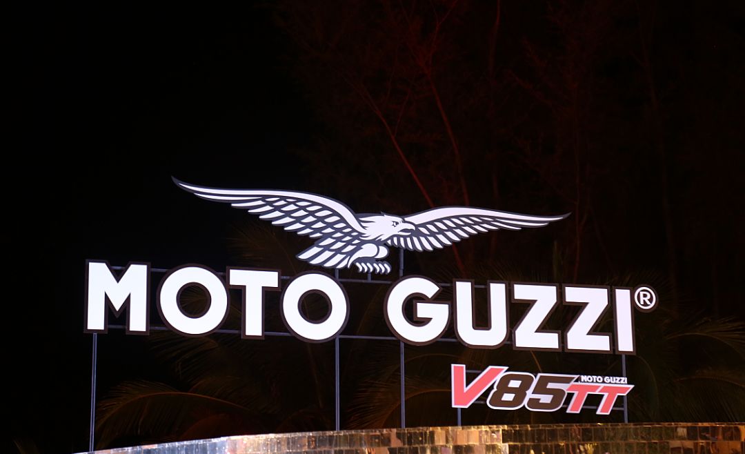车评特辑：海外试驾Moto Guzzi V85 TT，经典与现代的碰撞！