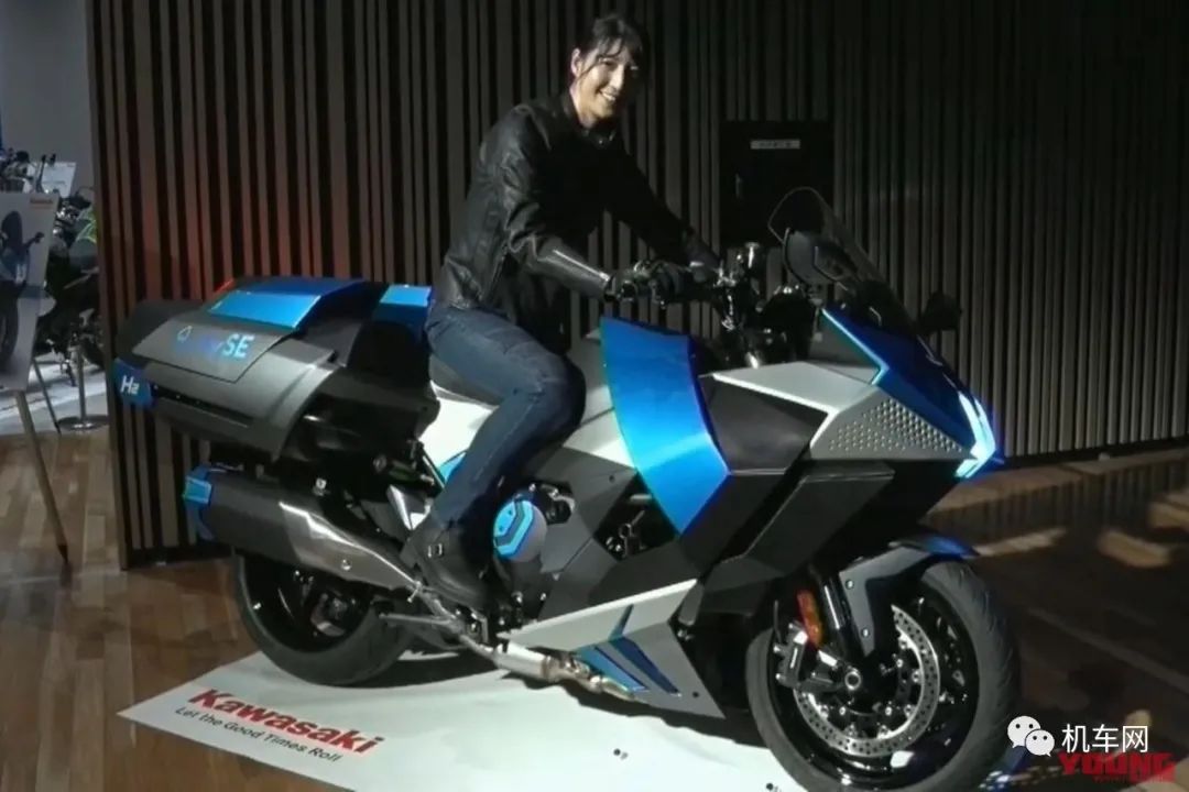全球首款氢动力摩托车——Ninja H2 HySE亮相，川崎还有直列6缸发动机