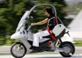宝马新专利电动摩托车，带车顶、安全带、安全气囊？